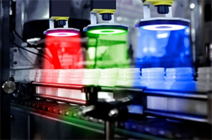 艾邁斯歐司朗發布RGB版本的高功率OSTAR? Projection Compact LED